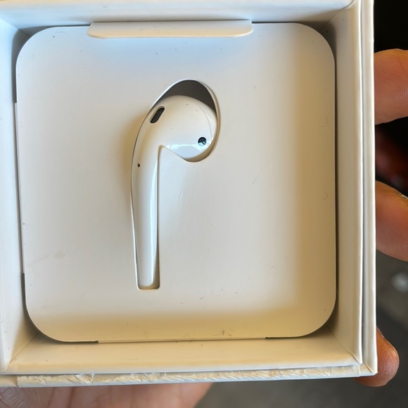 Other - right 1st generation airpod